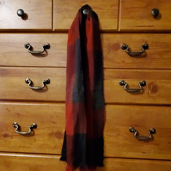 Scarf - Picture 2 of 2